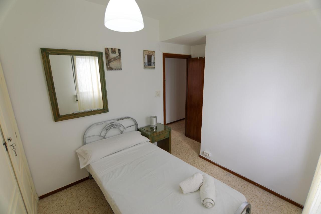 Rentalsevilla Apartamento Luminoso Con 3 Dormitorios Exterior foto